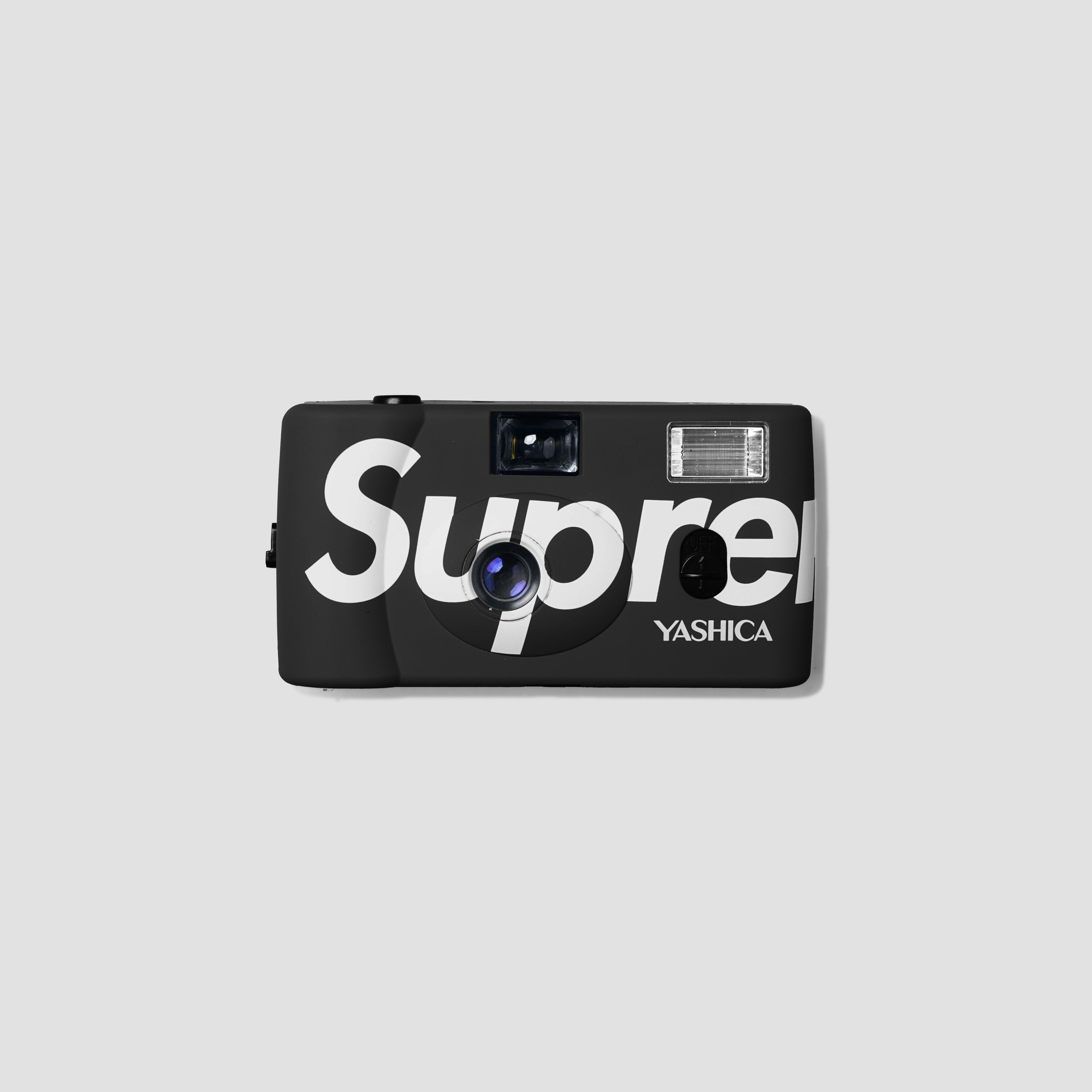 Yashica Supreme MF-1 at Analogue Amsterdam – Analogue Shop