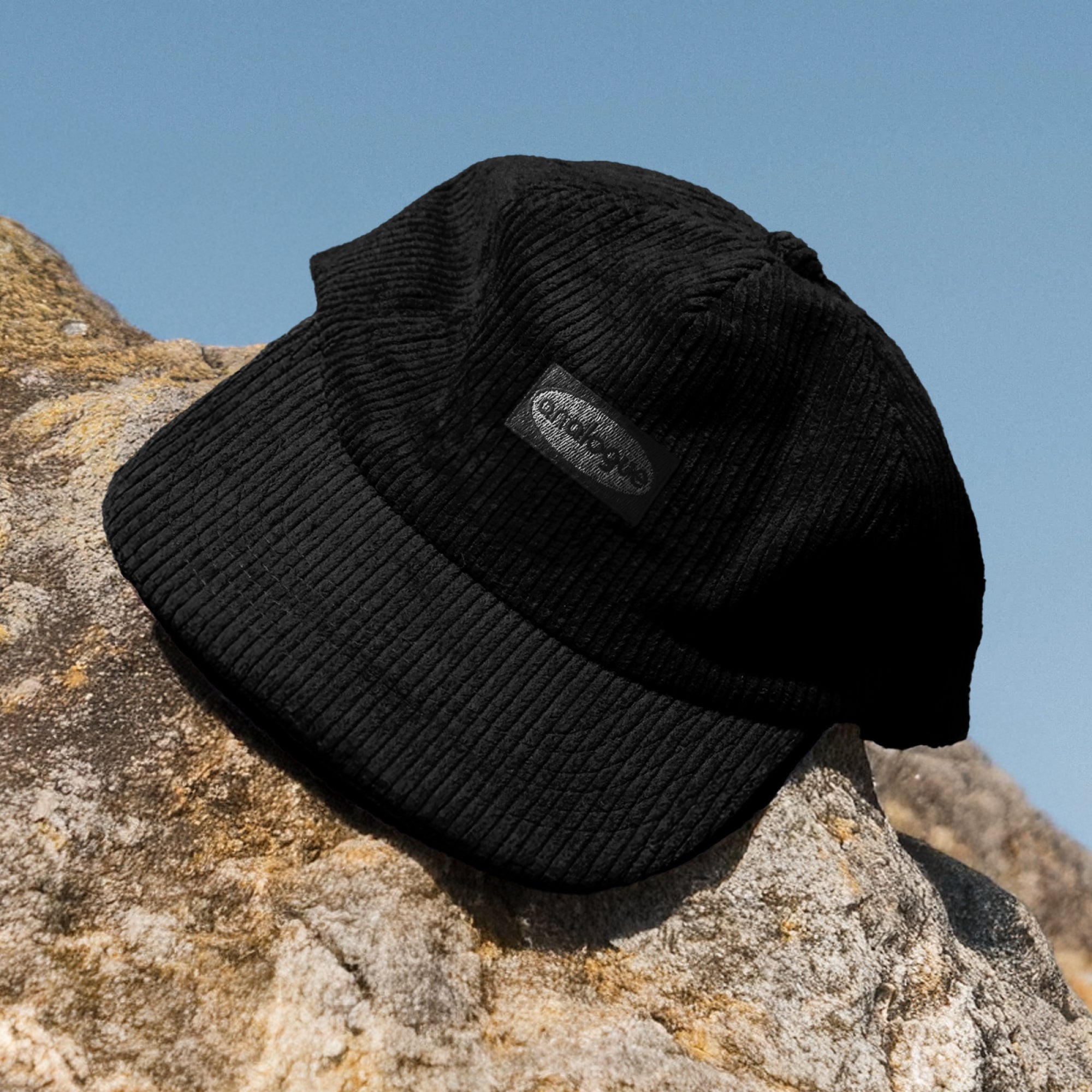 Analogue Corduroy Cap Black