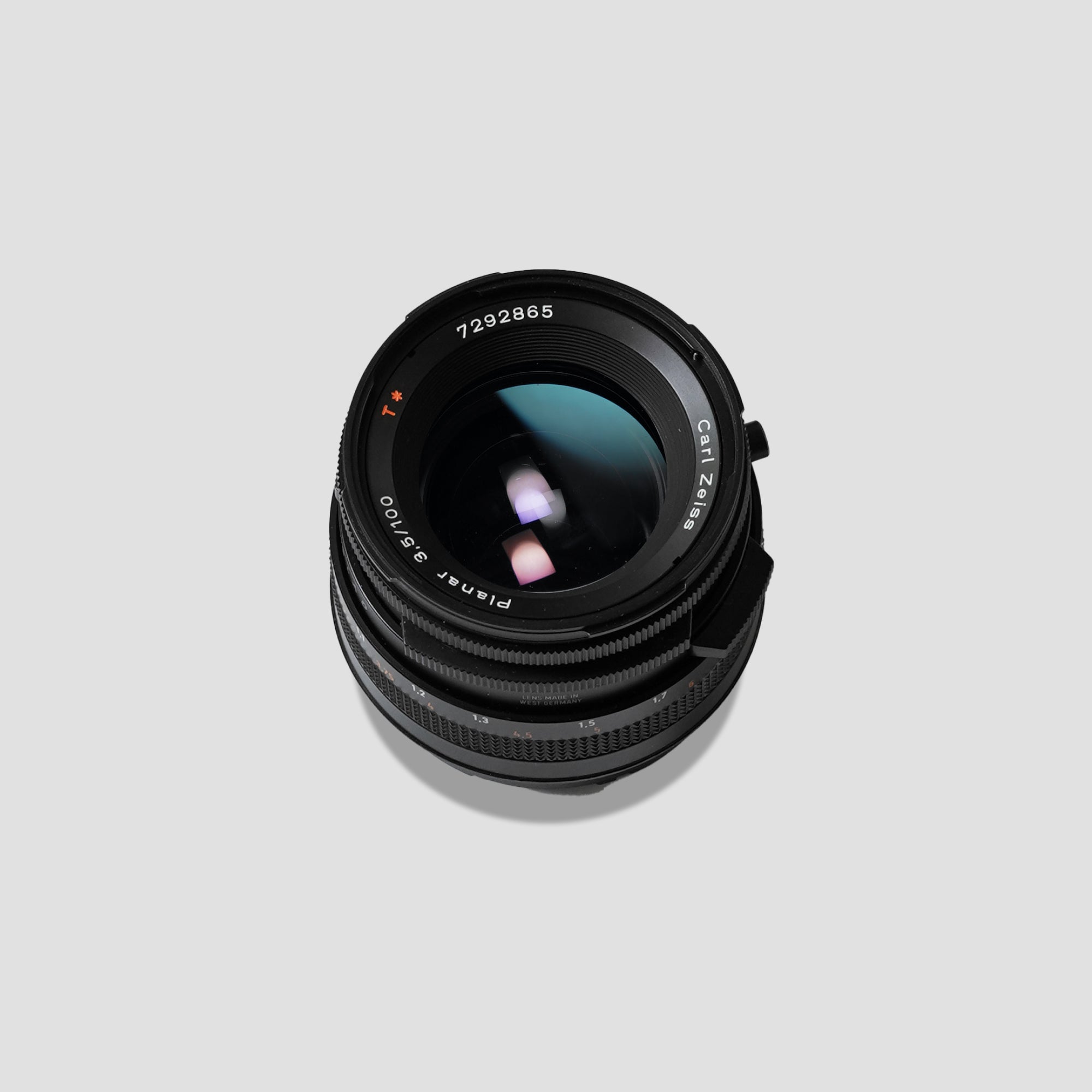 Buy Hasselblad Planar 100mm 1:3.5 now at Analogue Amsterdam