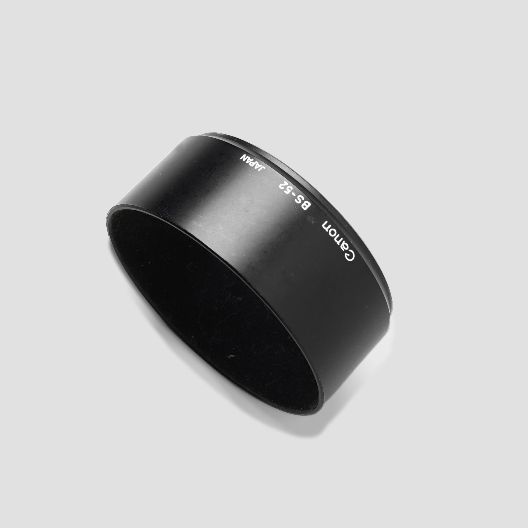 Canon New FD 50mm f/1.4 レンズ フード(BS-52)付 Canon BS-52 Lens Hood (50mm f/1.4 FD, 50mm f/1.8 FD)