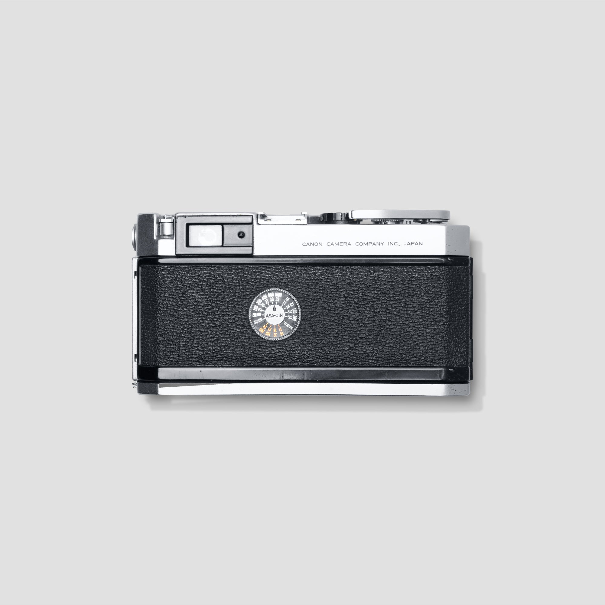 canon P 35mm カメラ 人生初のキヤノン。Canon P（ポピュレール）を買ってしまった。 | BORN