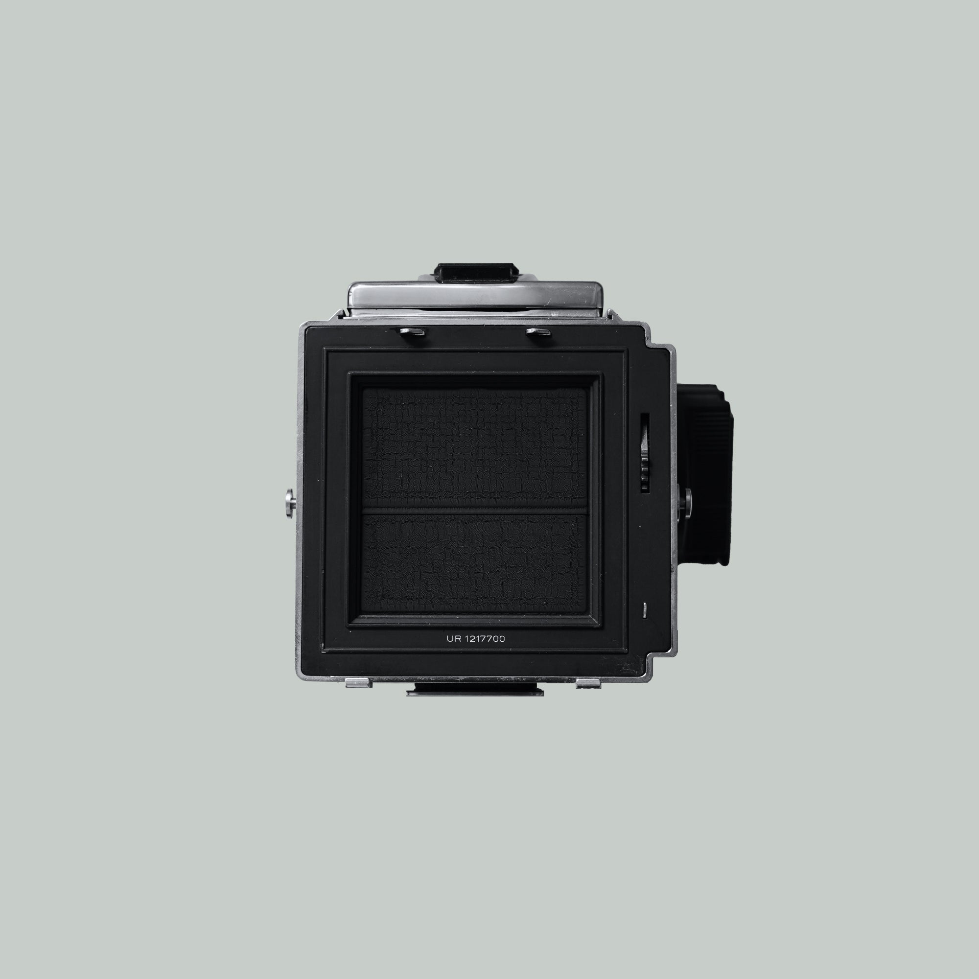 Buy Hasselblad 500 C/M now at Analogue Amsterdam