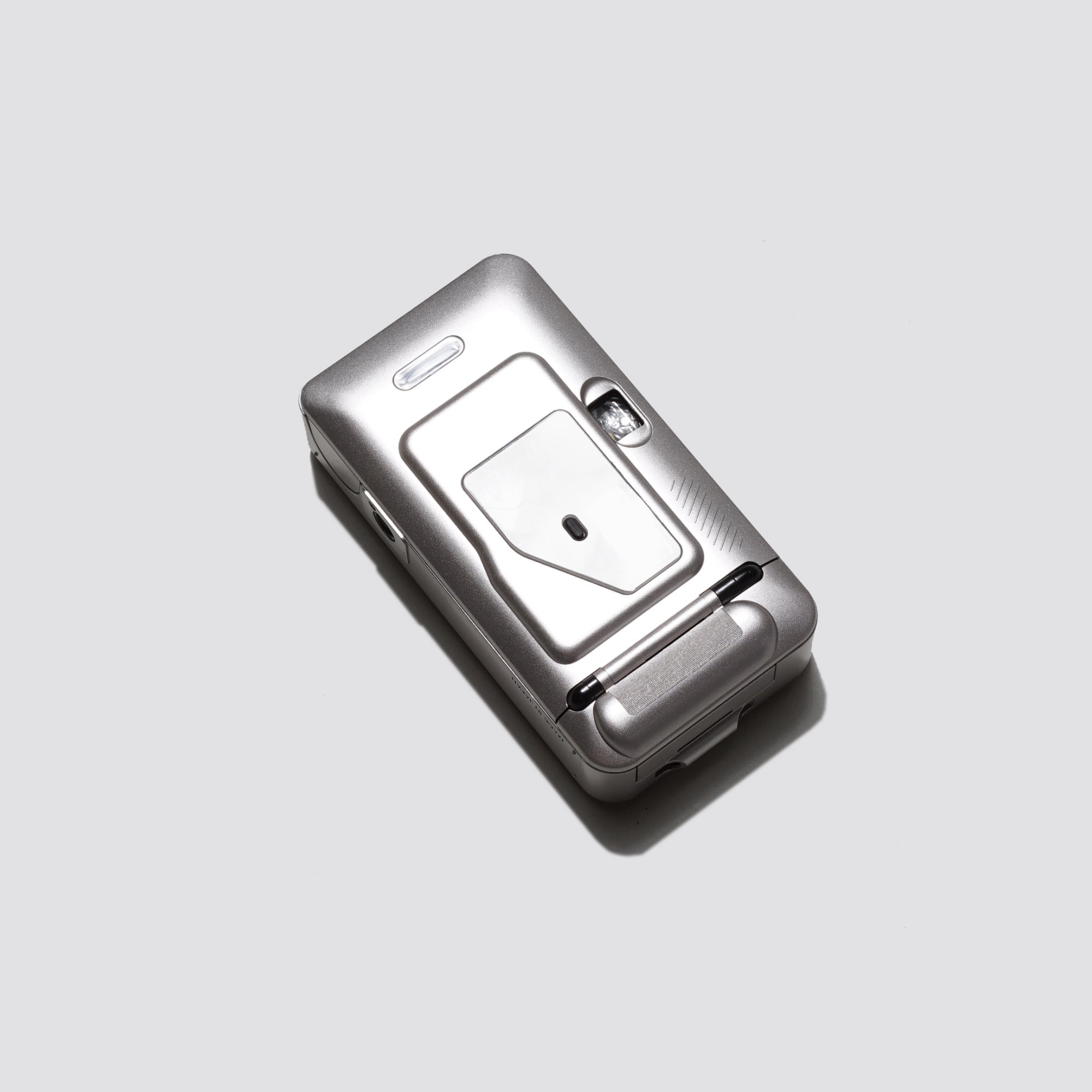 Konica コンパクトフィルムカメラBiG mini A4 シルバー Konica Big Mini A4 {Buyers Guide + Deals}
