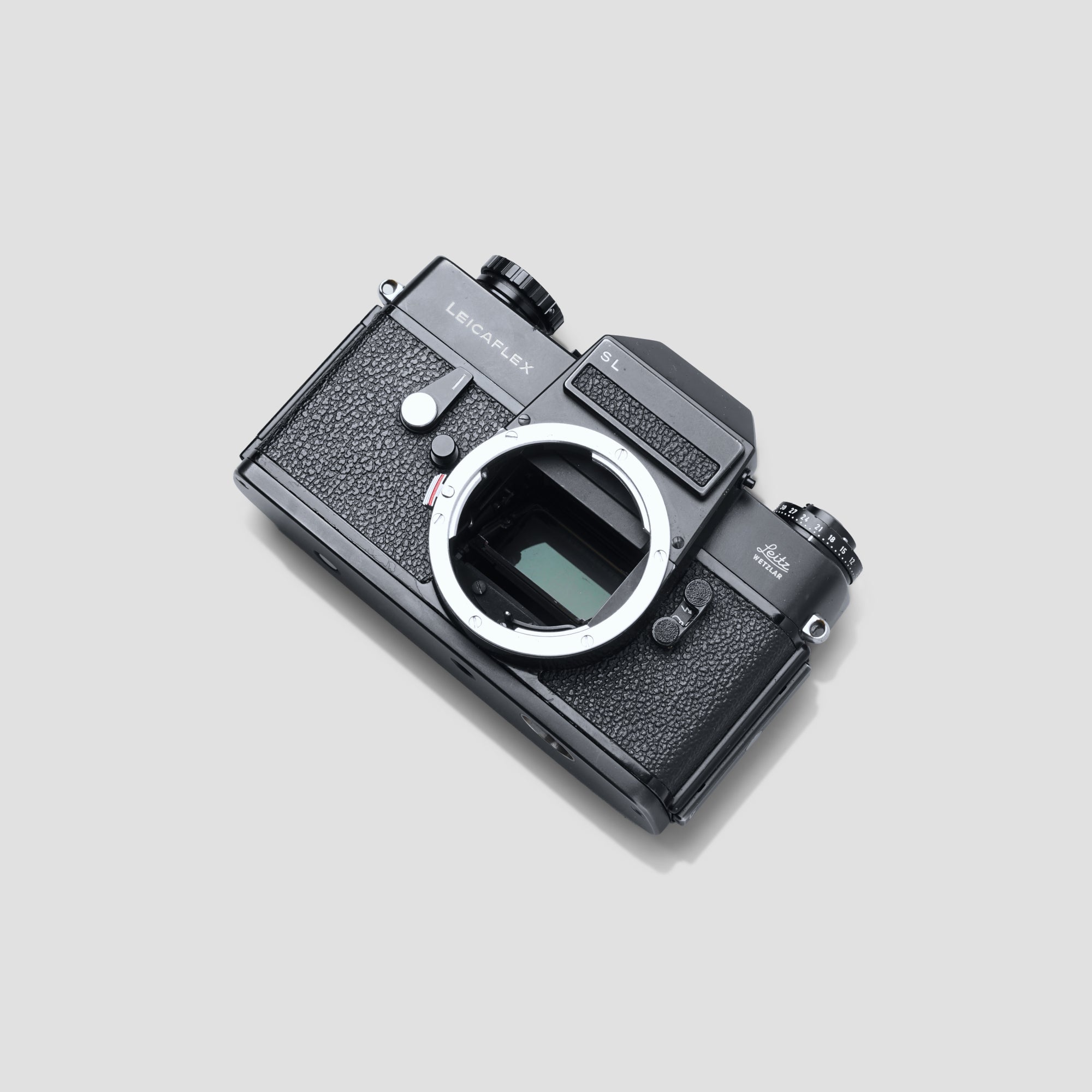 美品 LEICAFLEX SL ブラック 元箱付き AA3375#299 Leicaflex SL black paint | A00371