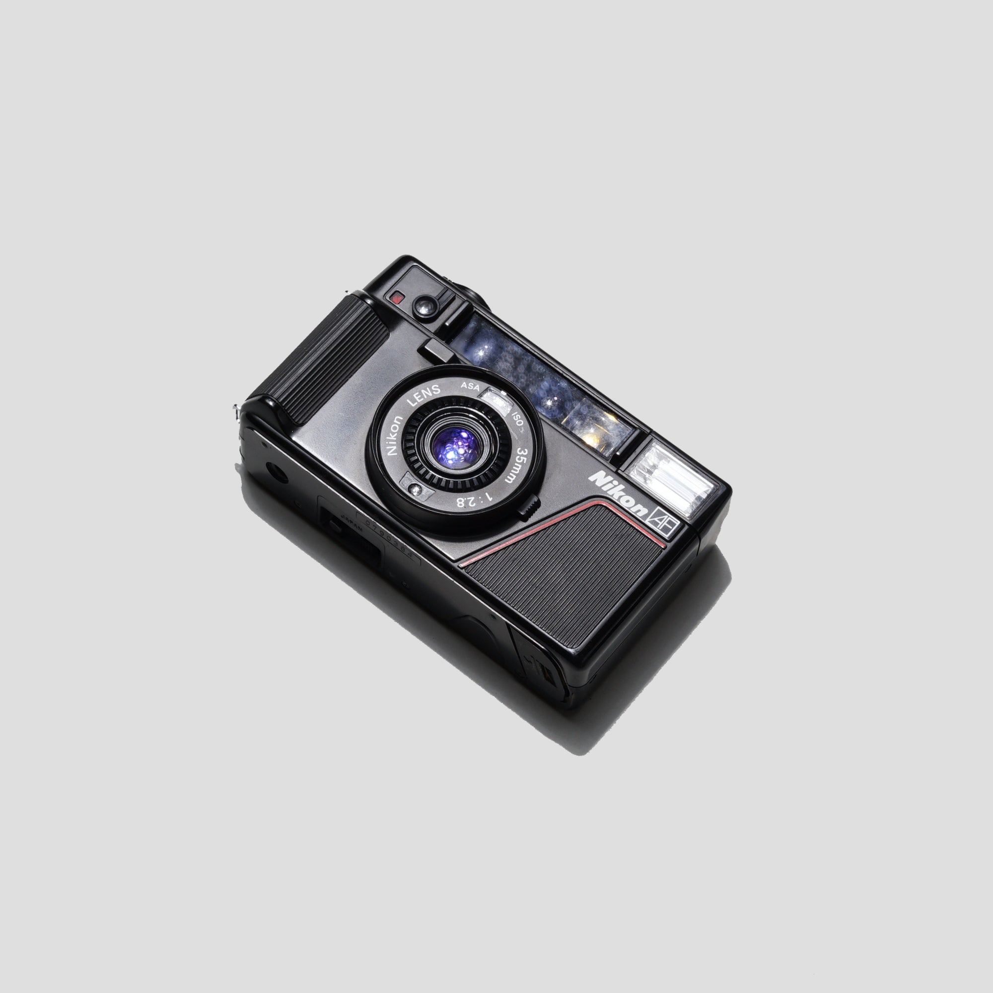 Nikon L35AF - Main Image