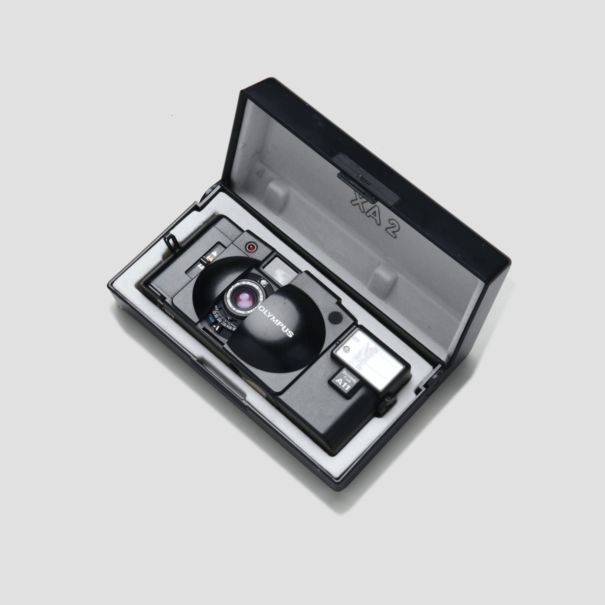 Buy Olympus XA-2 now at Analogue Amsterdam